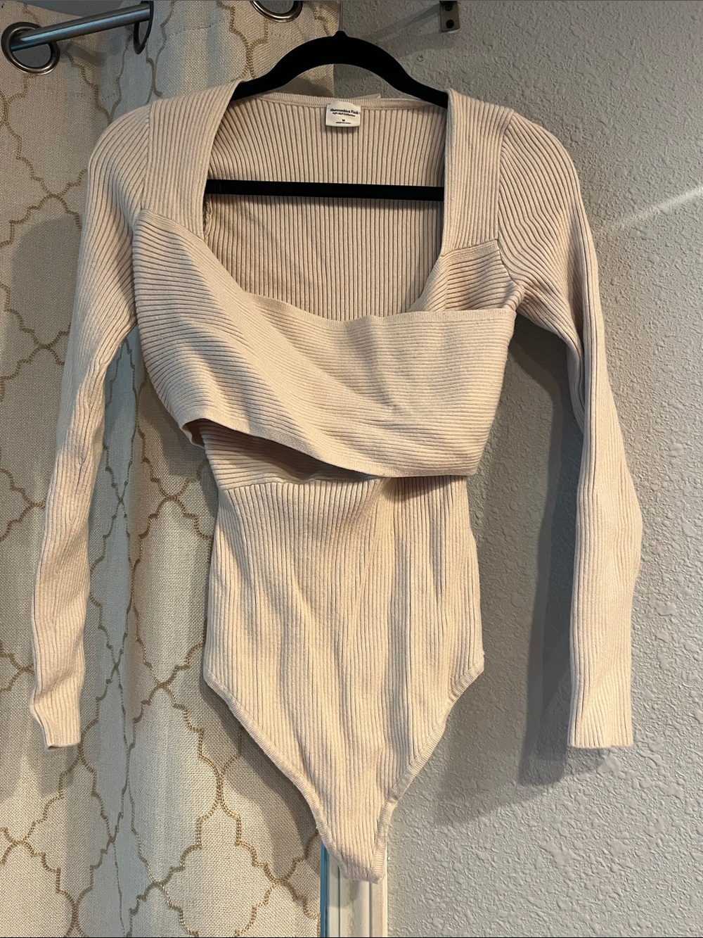 Ribbed Long-Sleeve Square Neck Bodysuit - Cream